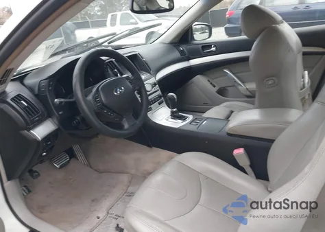 2008 Infiniti G37 Journey z USA, uszkodzony, nr VIN JNKCV64E28M131084